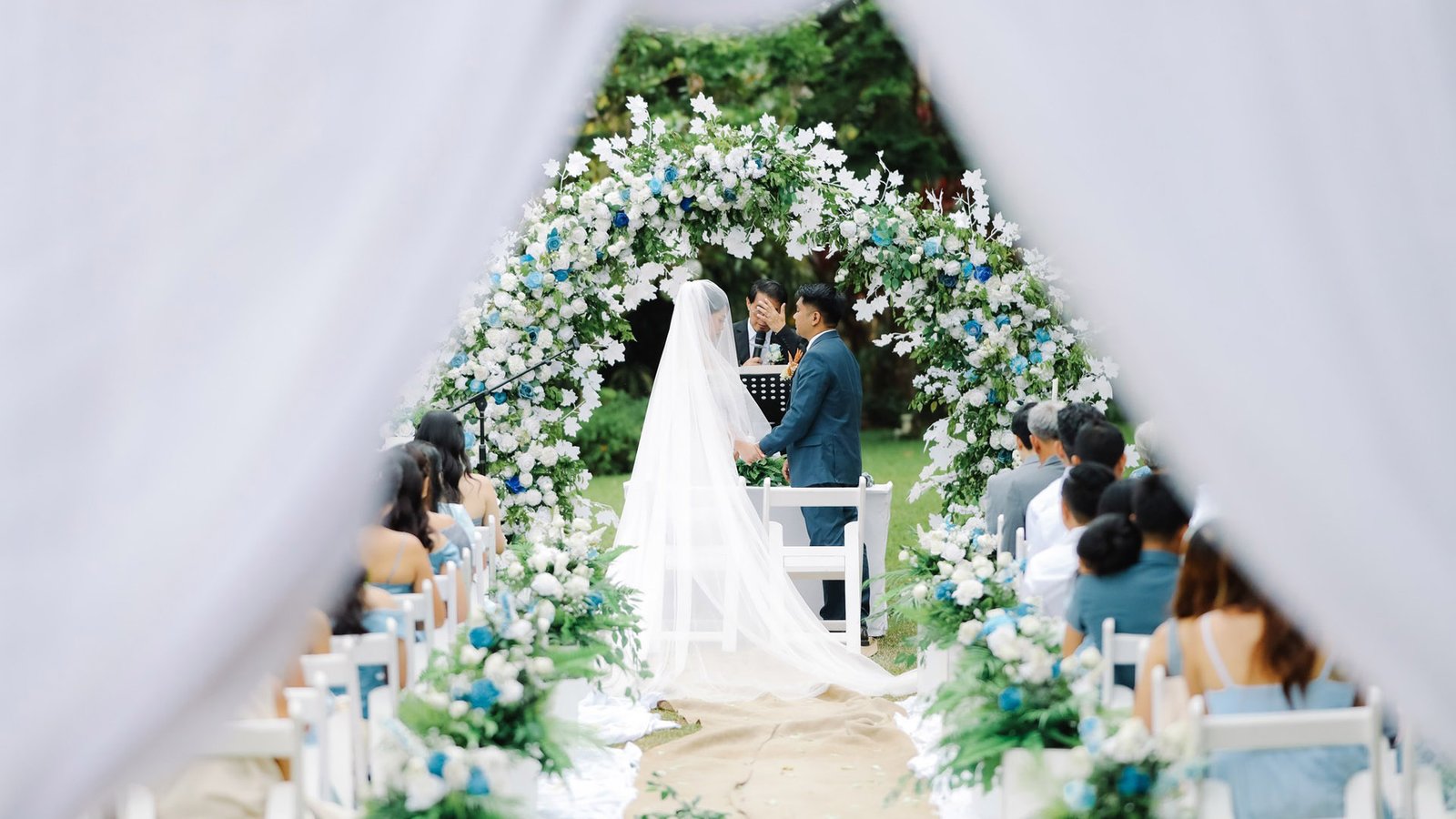 6 Reasons Why Outdoor Weddings in Tagaytay Feel More Romantic Featured